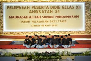 Pelepasan Siswa Kelas XII MAN Pandanaran - Sewa Lighting Bandung - Harga Sewa Lighting Murah