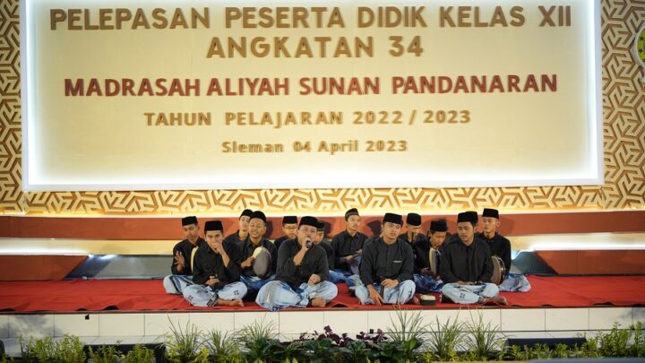 Pelepasan Siswa Kelas XII MAN Pandanaran - Sewa Lighting Bandung - Harga Sewa Lighting Murah