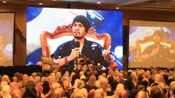 Sharing Time bersama Ustadz Hanan Attaki - Harga Sewa Sound System 5000 Watt - Harga Sewa Sound System Murah